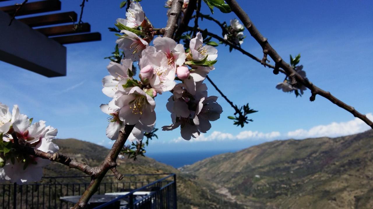 Contrada Carmine Reitano (Messina) Exterior foto